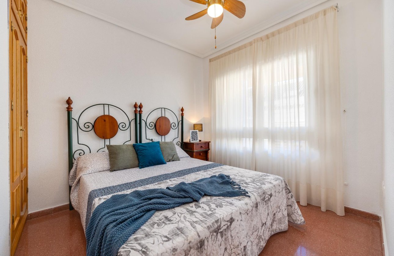 Revente - Penthouse -
Torrevieja - Paseo Maritimo