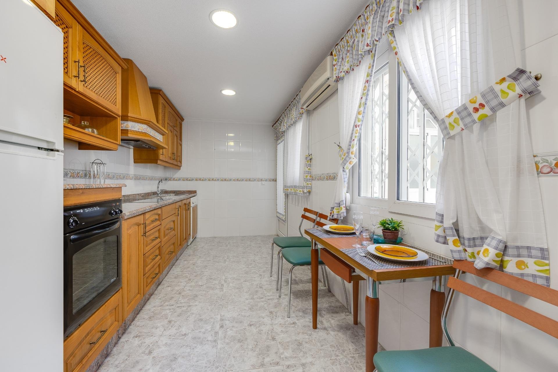 Revente - Penthouse -
Torrevieja - Paseo Maritimo