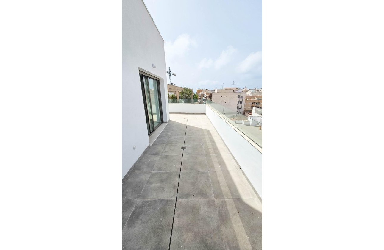 Revente - Penthouse -
Torrevieja - Paseo Maritimo