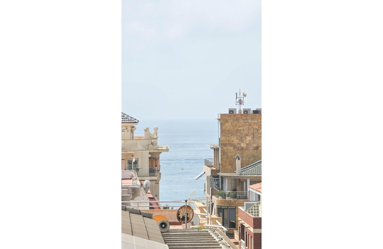 Revente - Penthouse -
Torrevieja - Paseo Maritimo