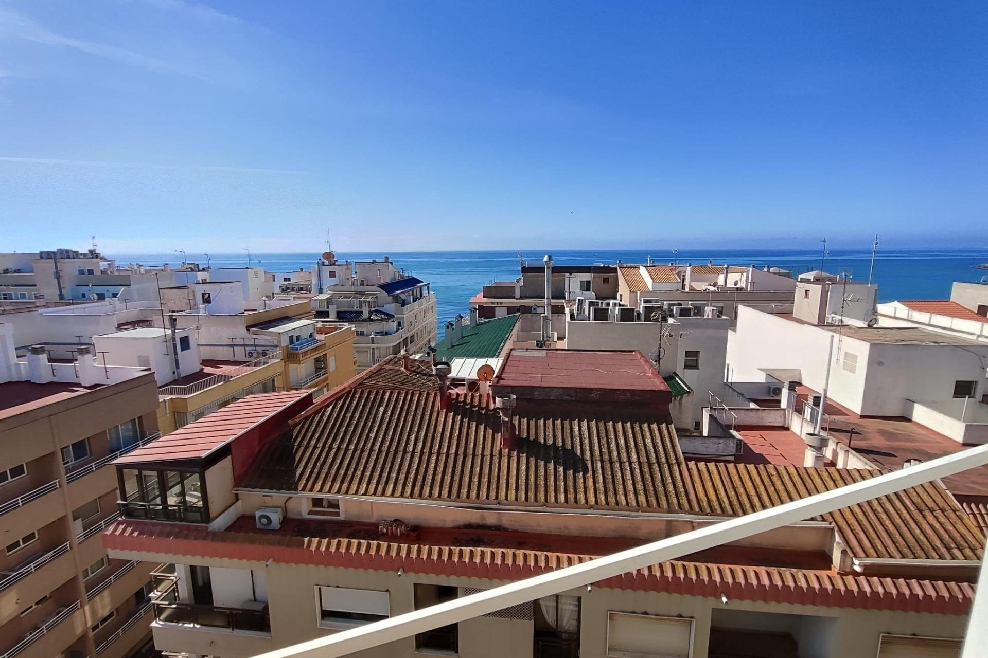 Revente - Penthouse -
Torrevieja - Paseo Maritimo