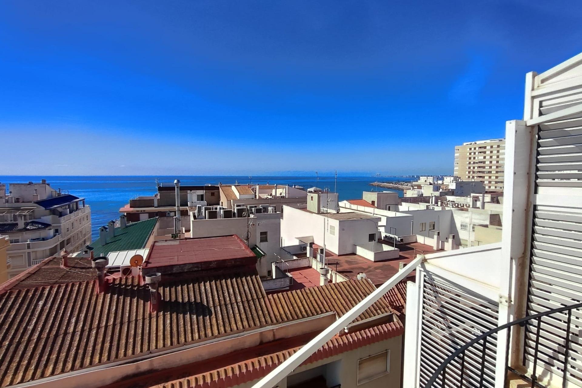 Revente - Penthouse -
Torrevieja - Paseo Maritimo