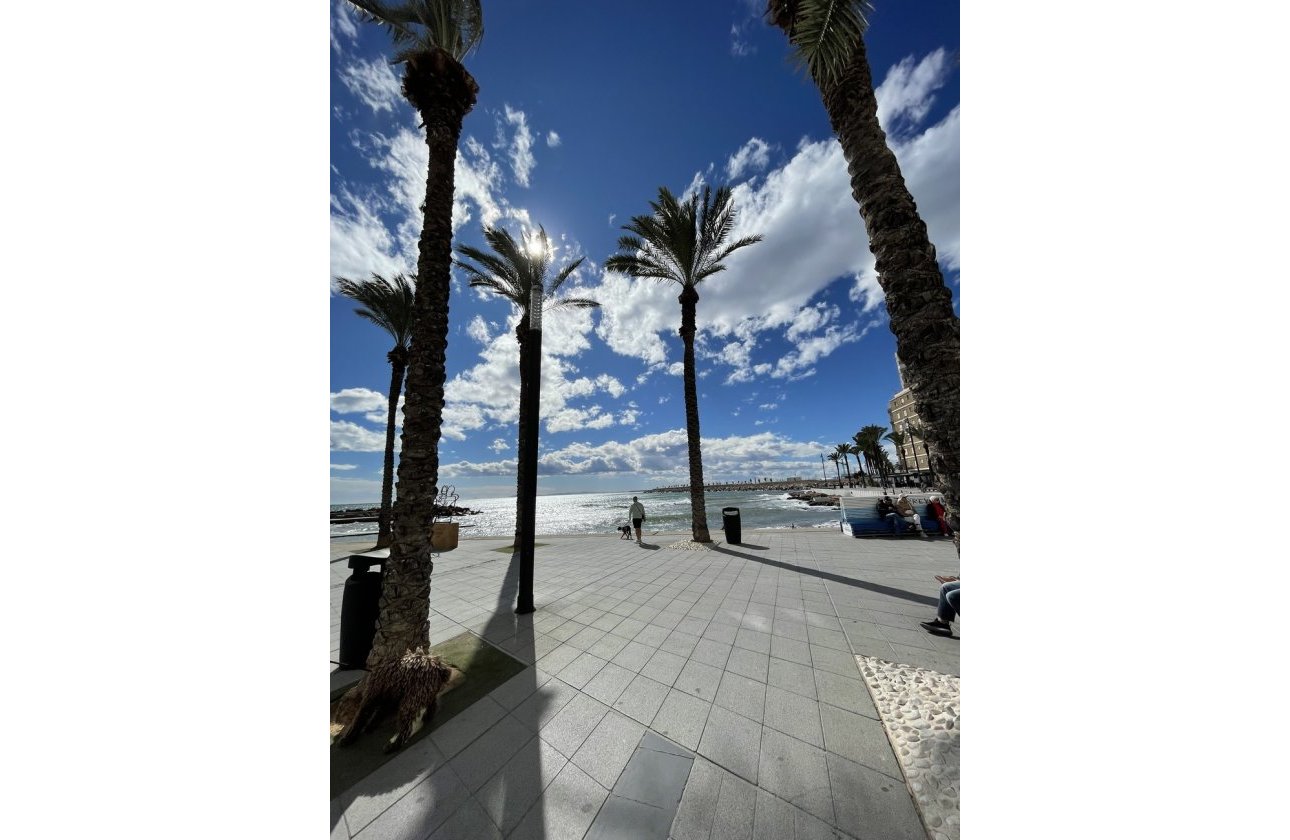 Revente - Penthouse -
Torrevieja - Playa de cura