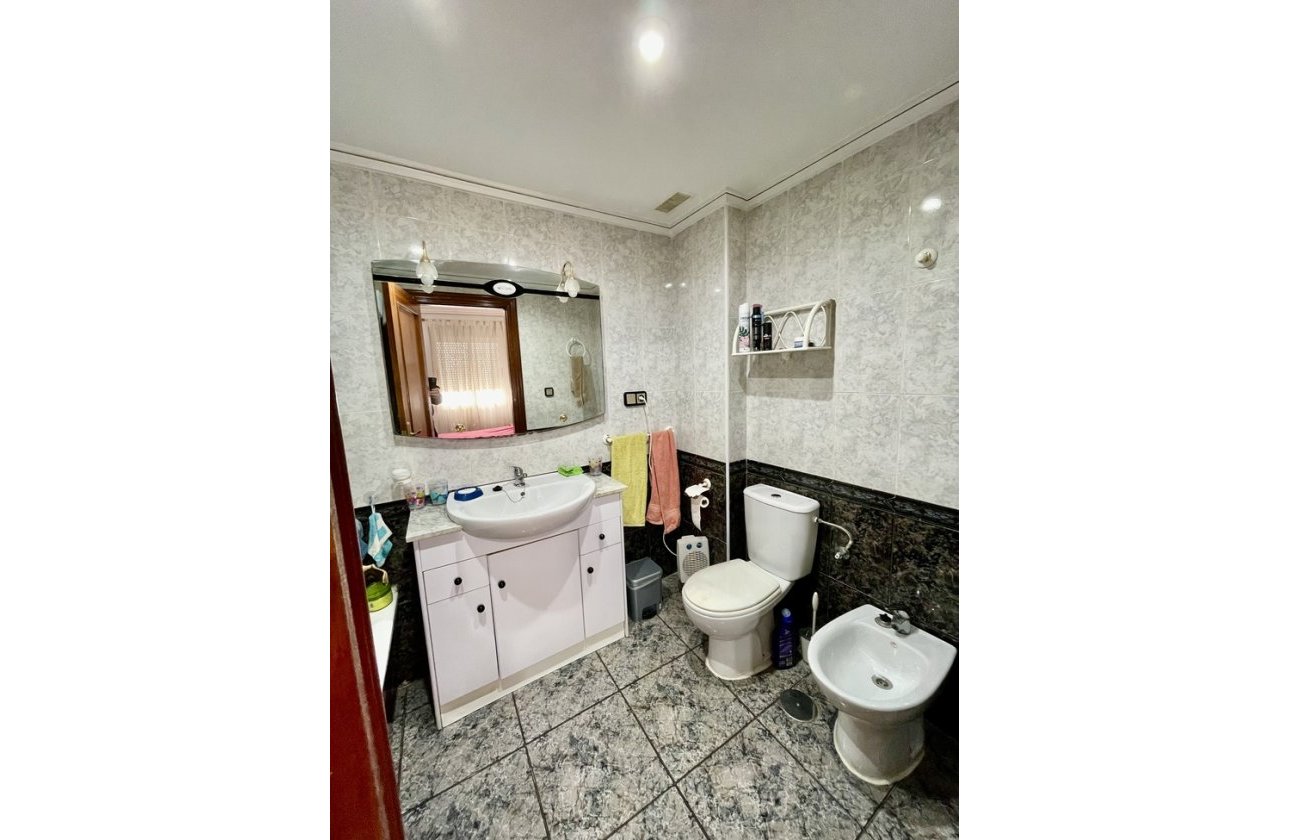 Revente - Penthouse -
Torrevieja - Playa de cura