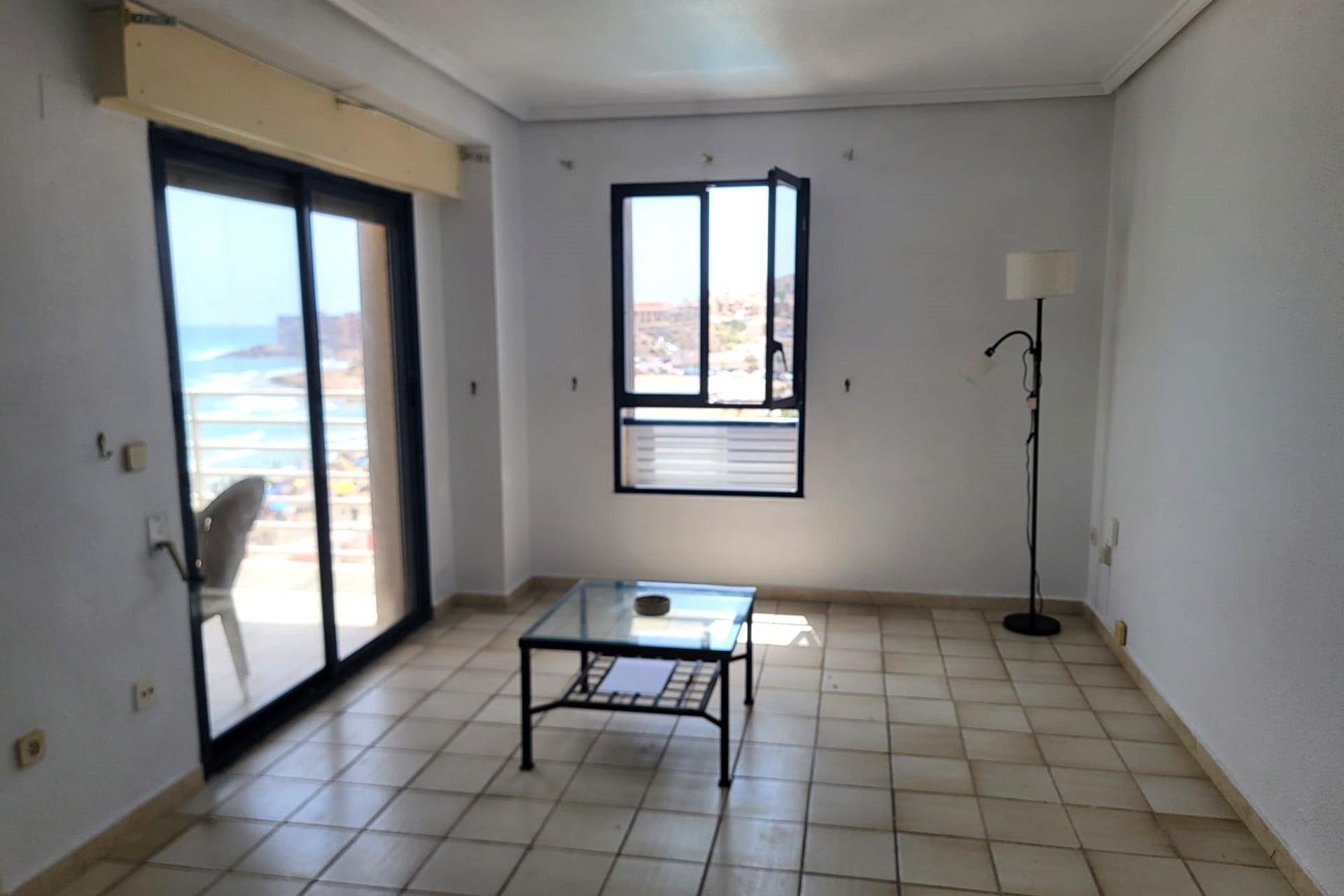 Revente - Penthouse -
Torrevieja - Playa De La Mata