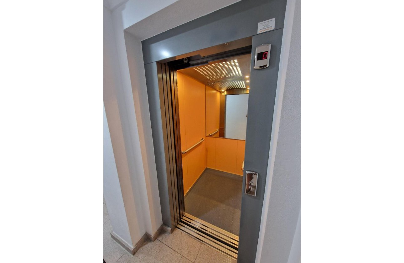 Revente - Penthouse -
Torrevieja - Playa de los Locos