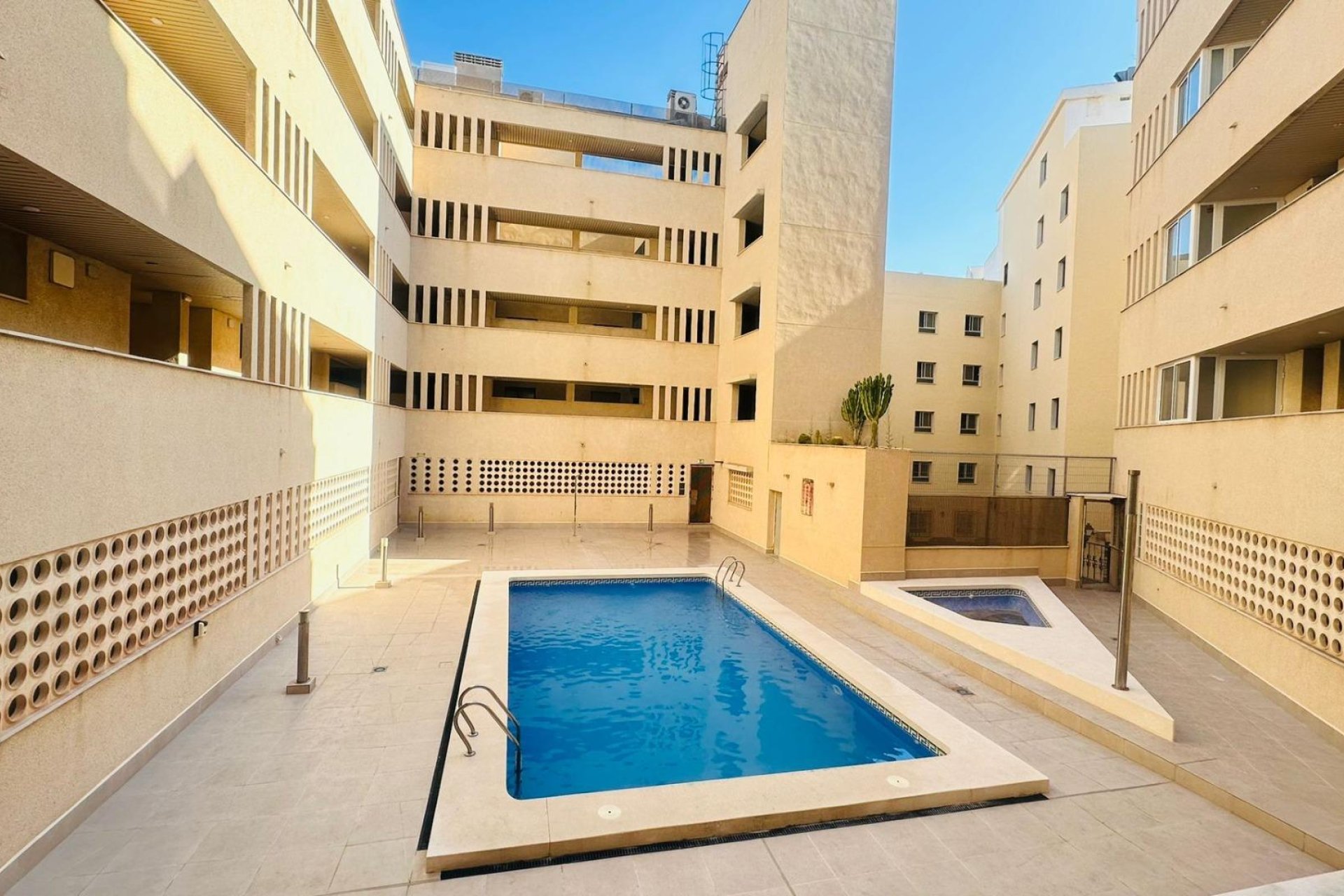 Revente - Penthouse -
Torrevieja - Playa del Cura