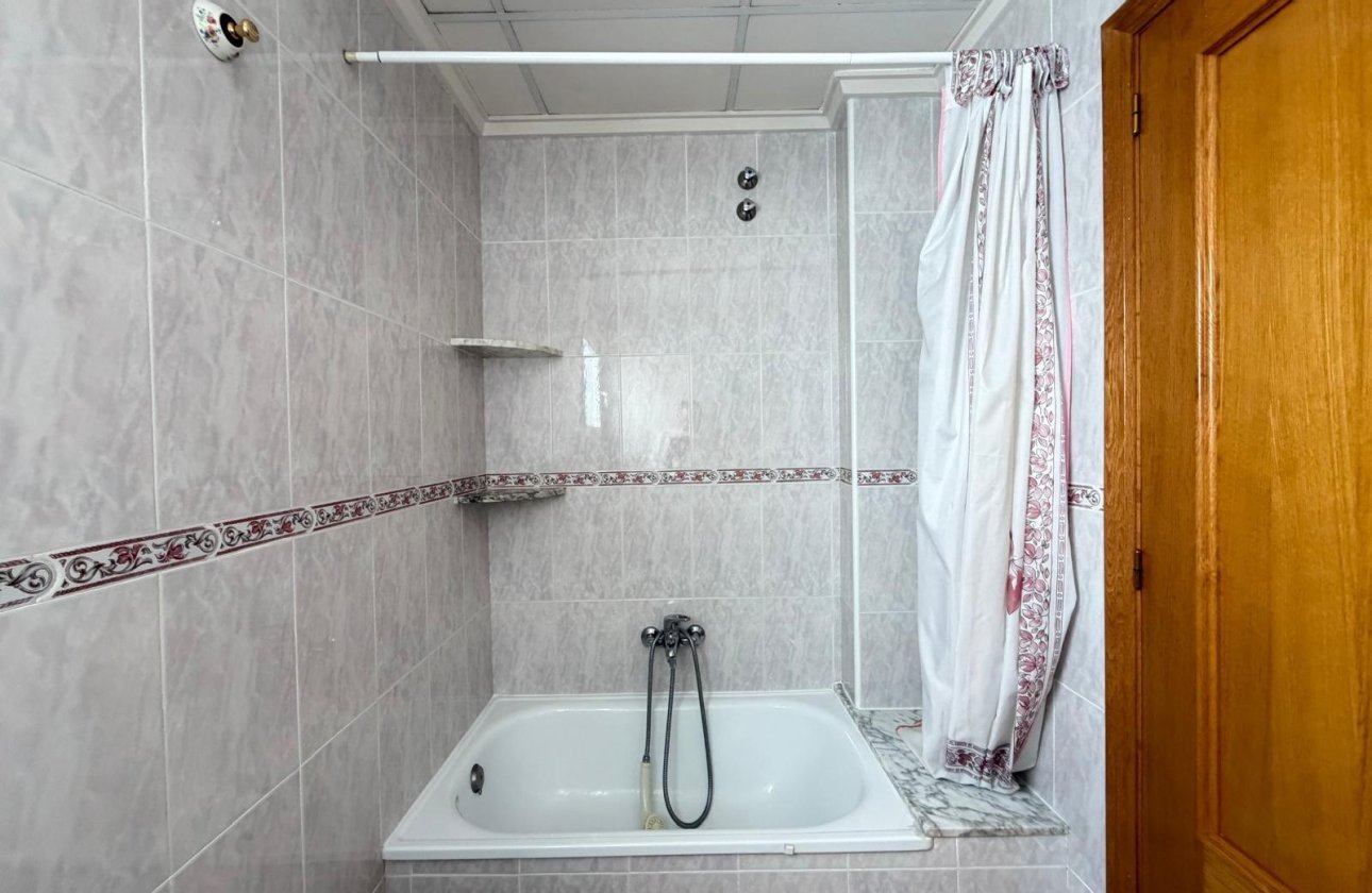 Revente - Penthouse -
Torrevieja - Playa del Cura