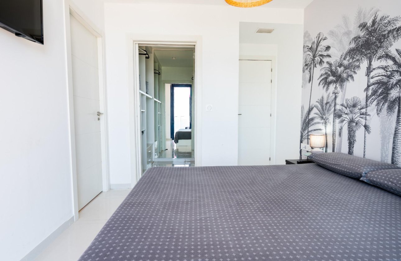 Revente - Penthouse -
Torrevieja - Punta Prima