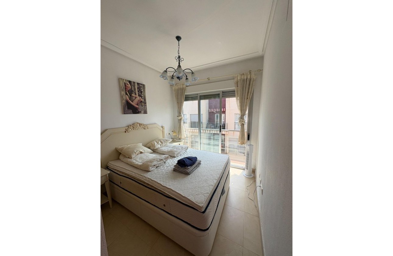 Revente - Penthouse -
Torrevieja - Punta Prima