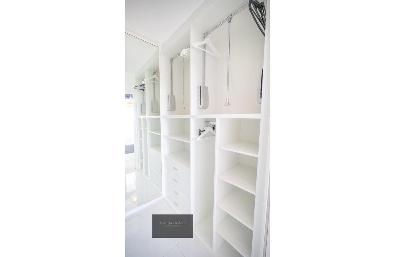 Revente - Penthouse -
Torrevieja - Punta Prima