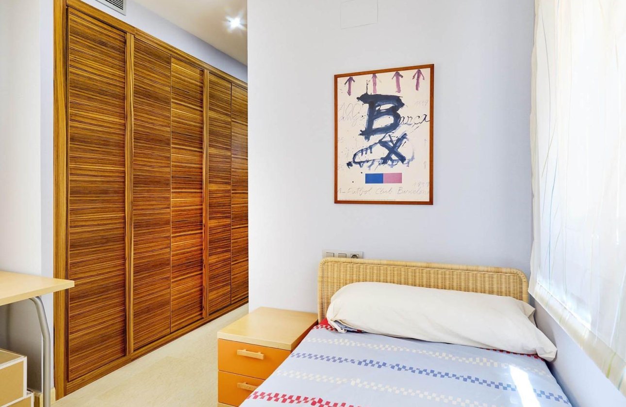 Revente - Penthouse -
Torrevieja