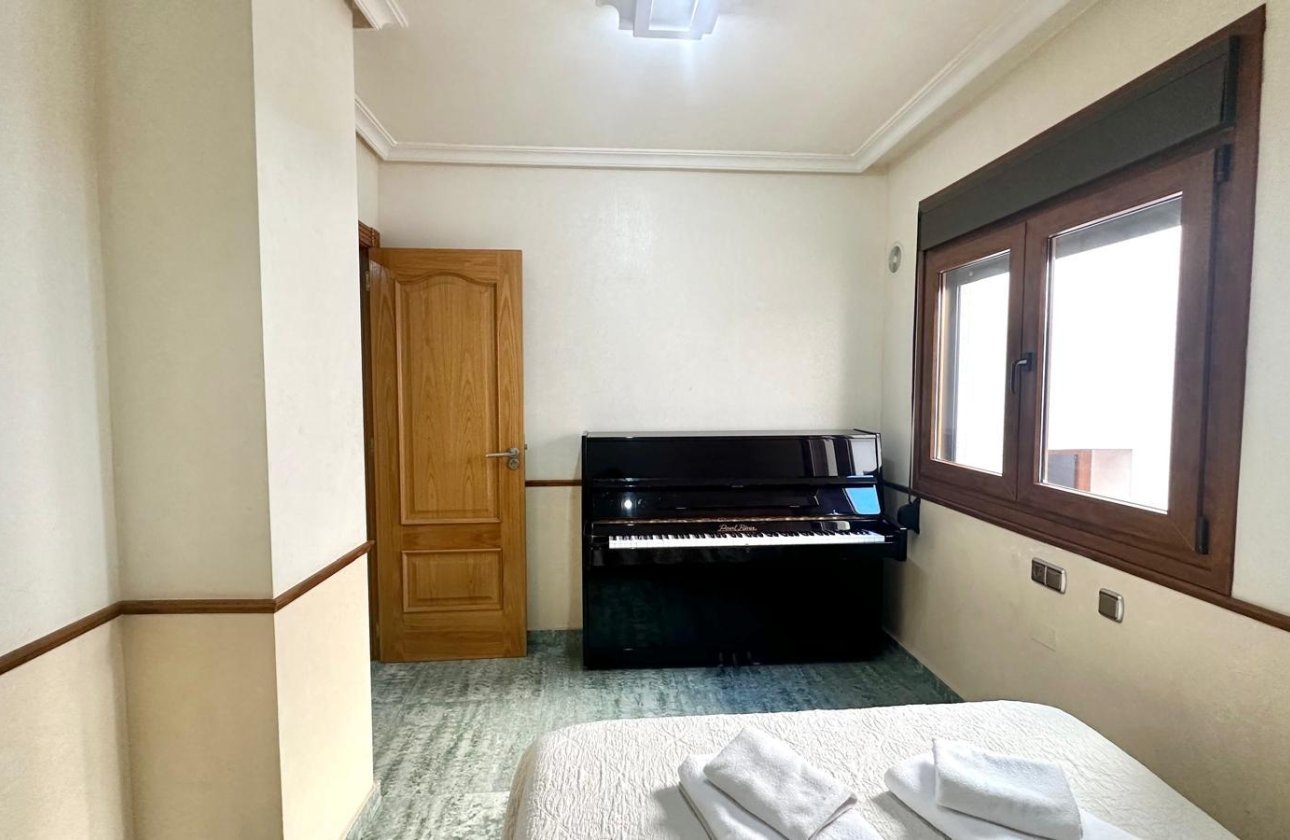 Revente - Penthouse -
Torrevieja