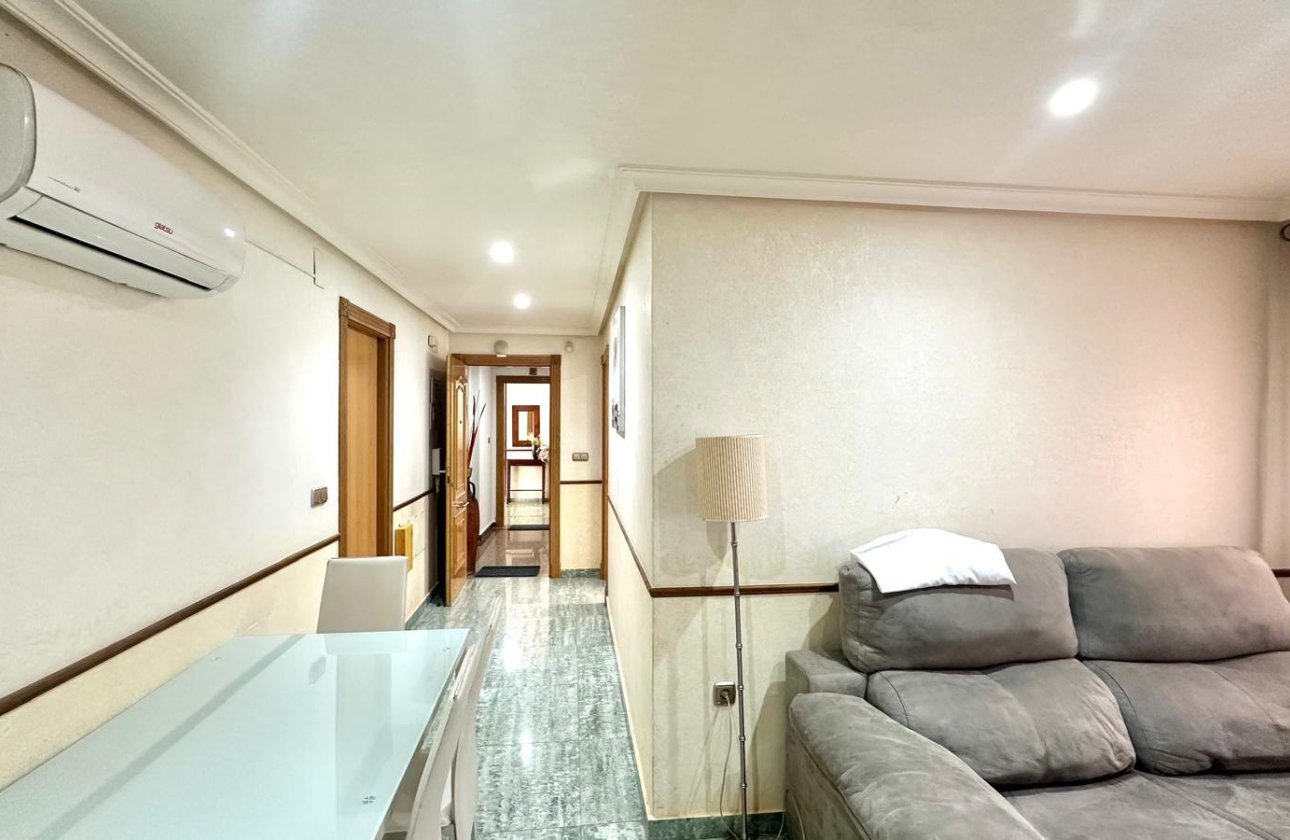 Revente - Penthouse -
Torrevieja