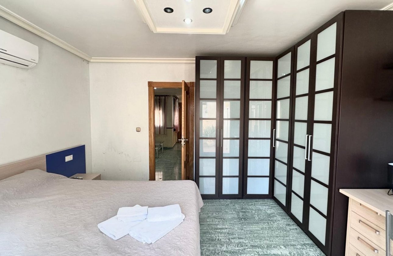 Revente - Penthouse -
Torrevieja