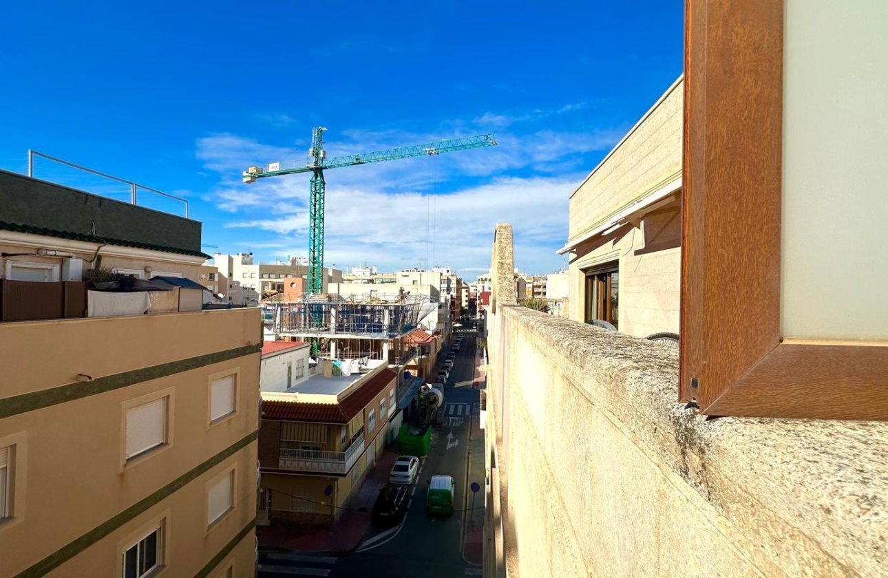 Revente - Penthouse -
Torrevieja