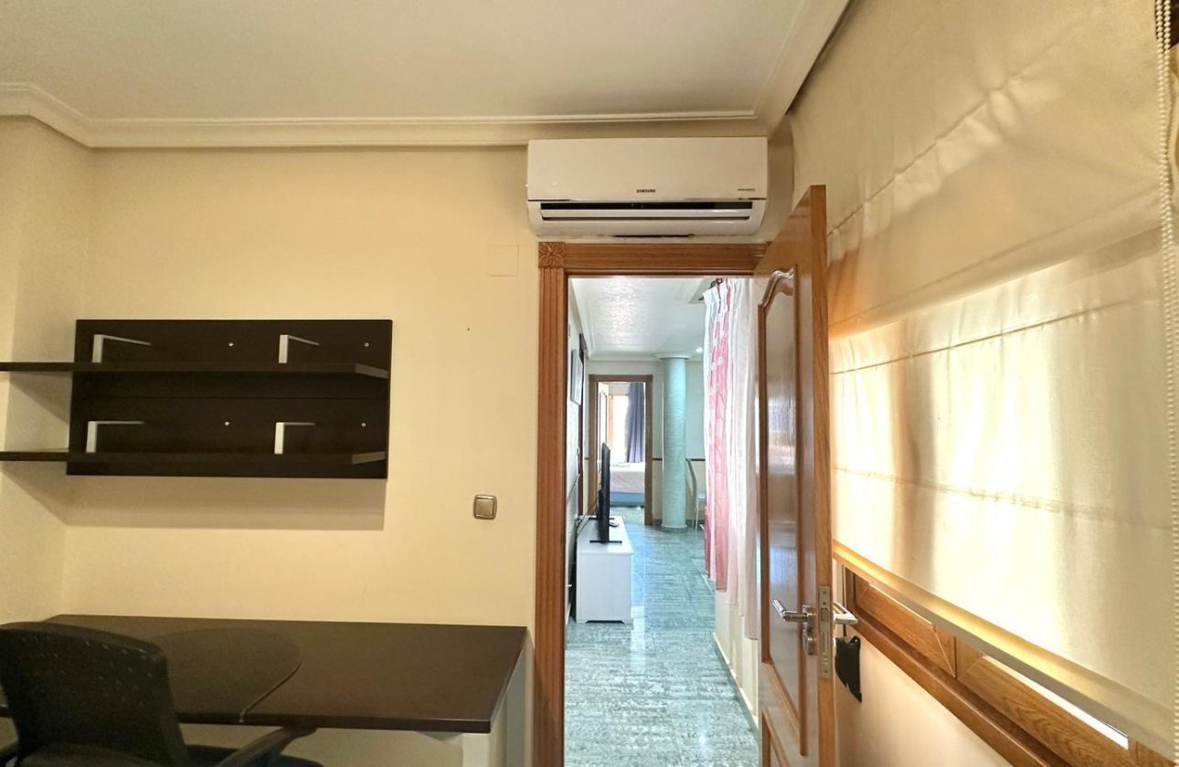 Revente - Penthouse -
Torrevieja