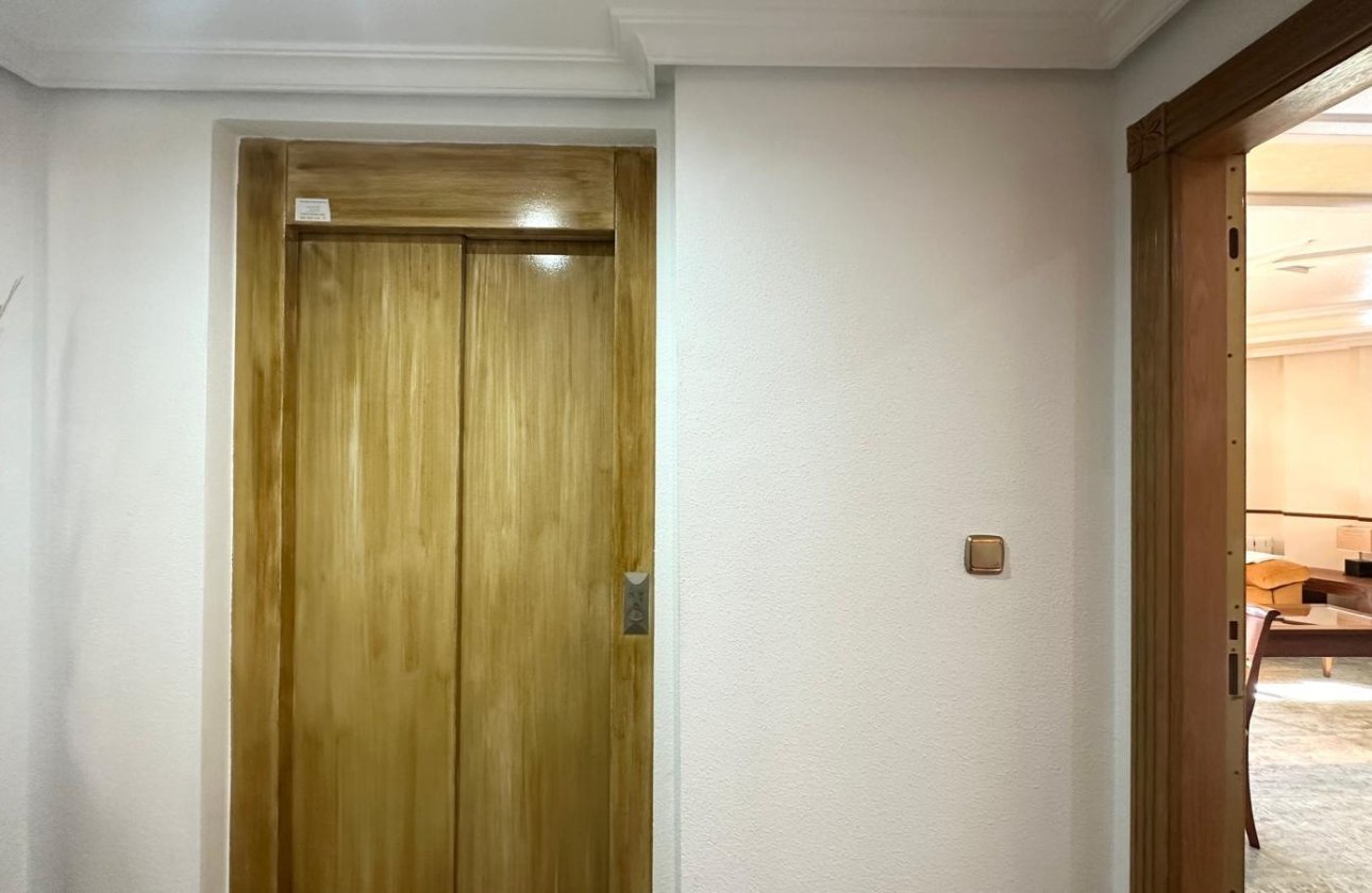 Revente - Penthouse -
Torrevieja