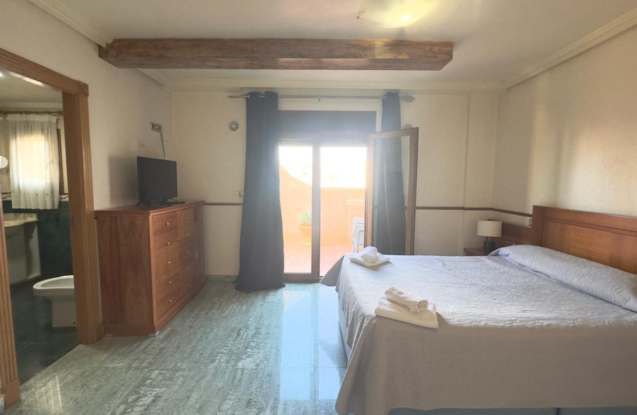 Revente - Penthouse -
Torrevieja