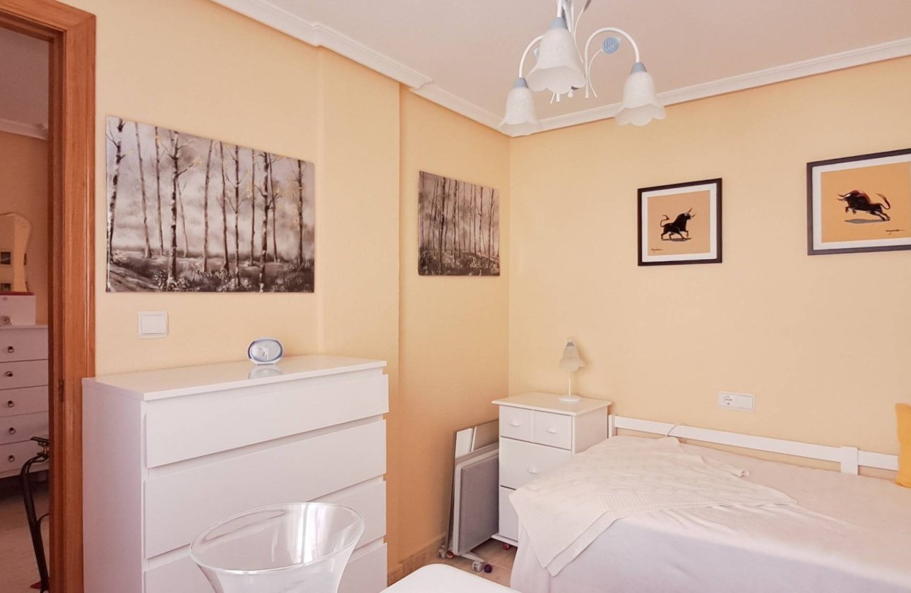 Revente - Penthouse -
Torrevieja