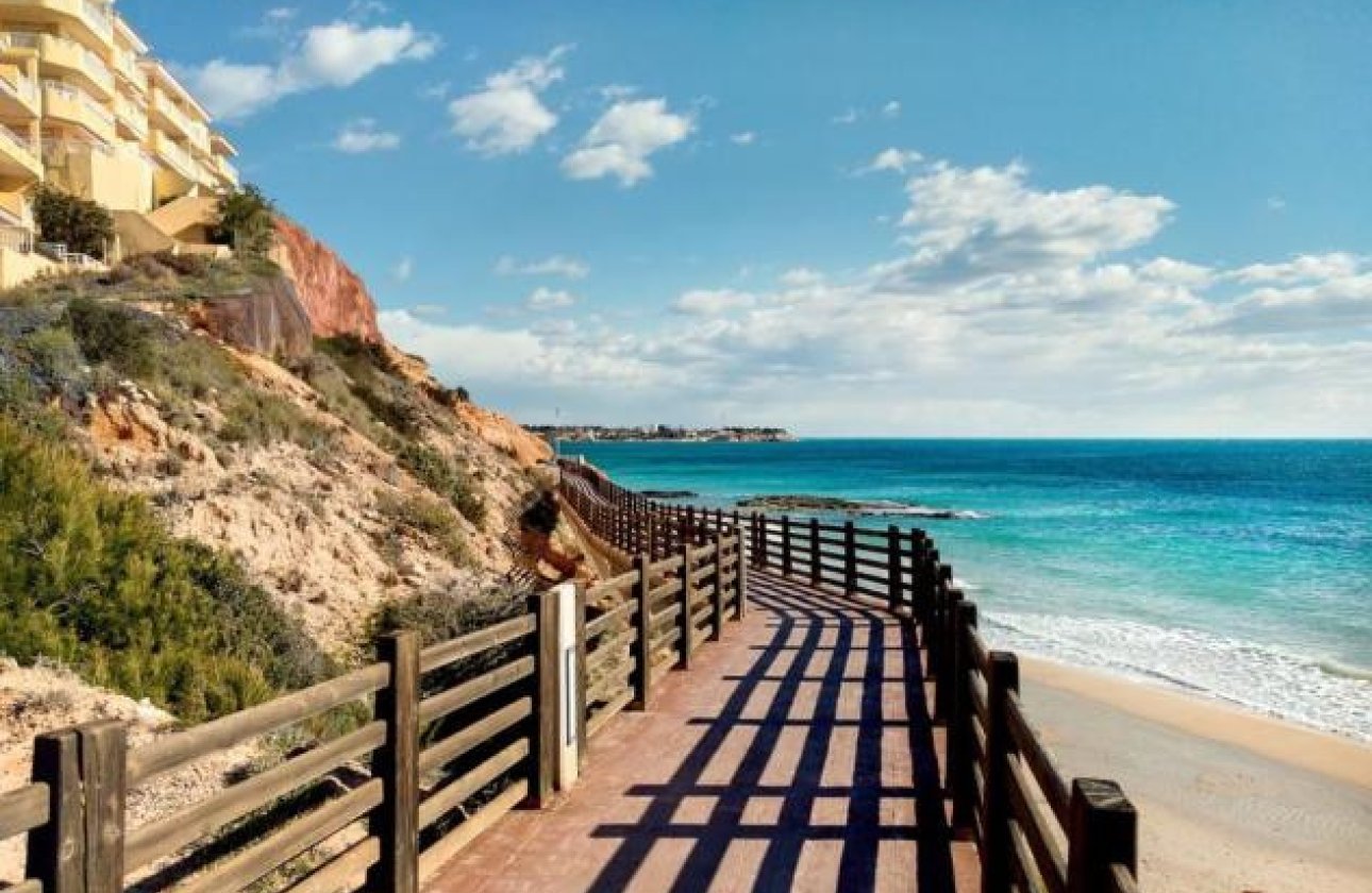 Revente - Penthouse -
Villamartin - Costa Blanca