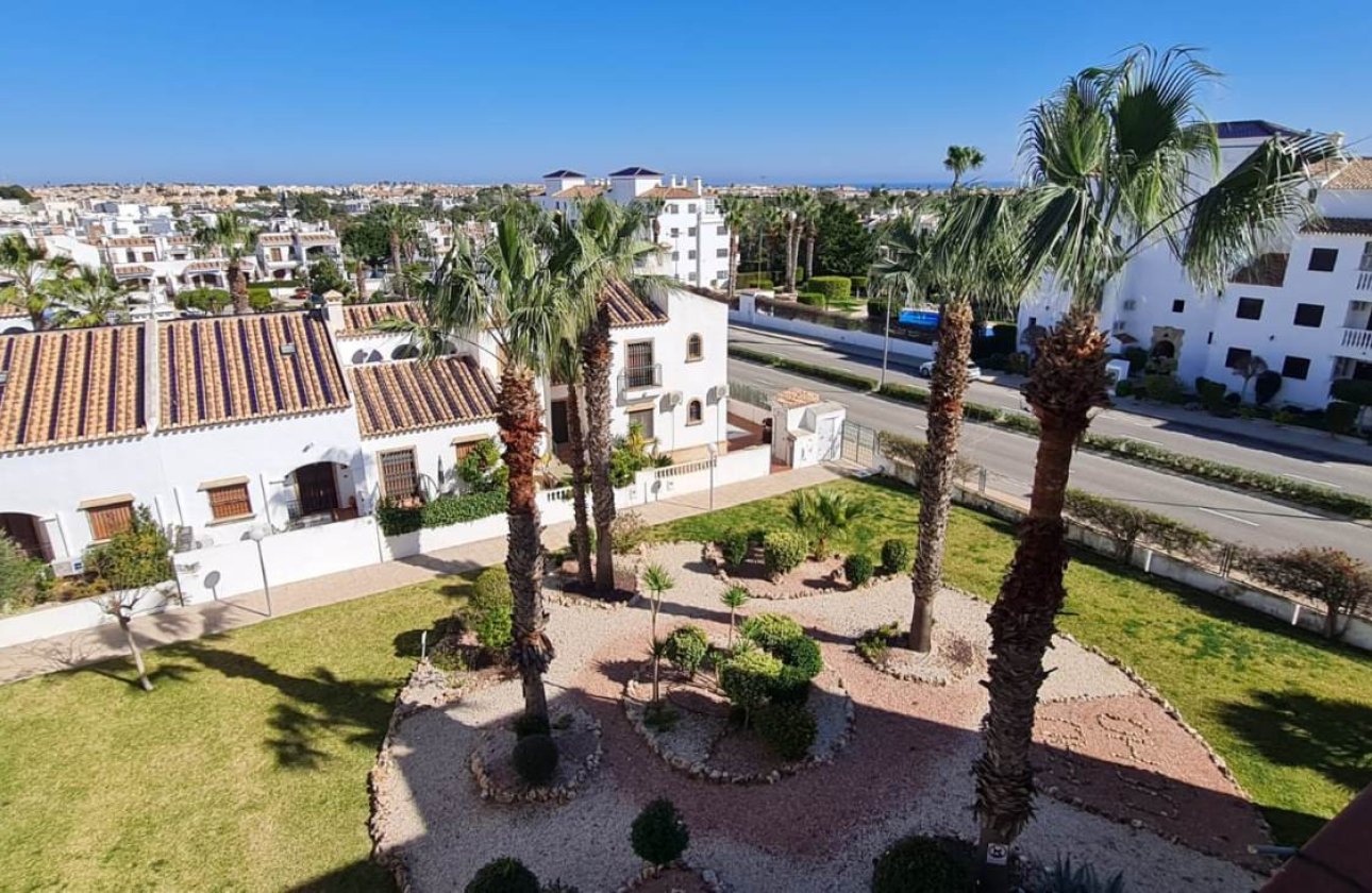 Revente - Penthouse -
Villamartin - Costa Blanca