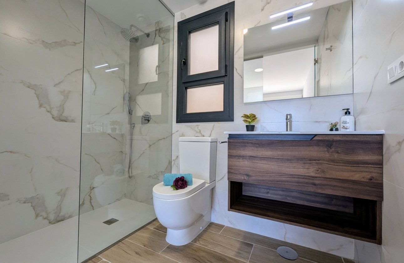 Revente - Penthouse -
Villamartin - Costa Blanca