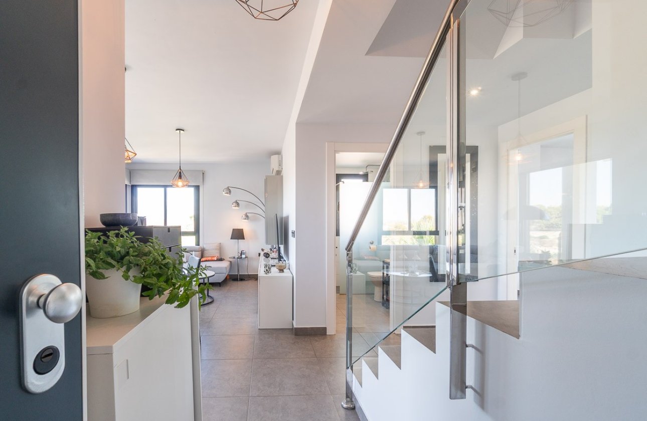 Revente - Penthouse -
Villamartin - Costa Blanca