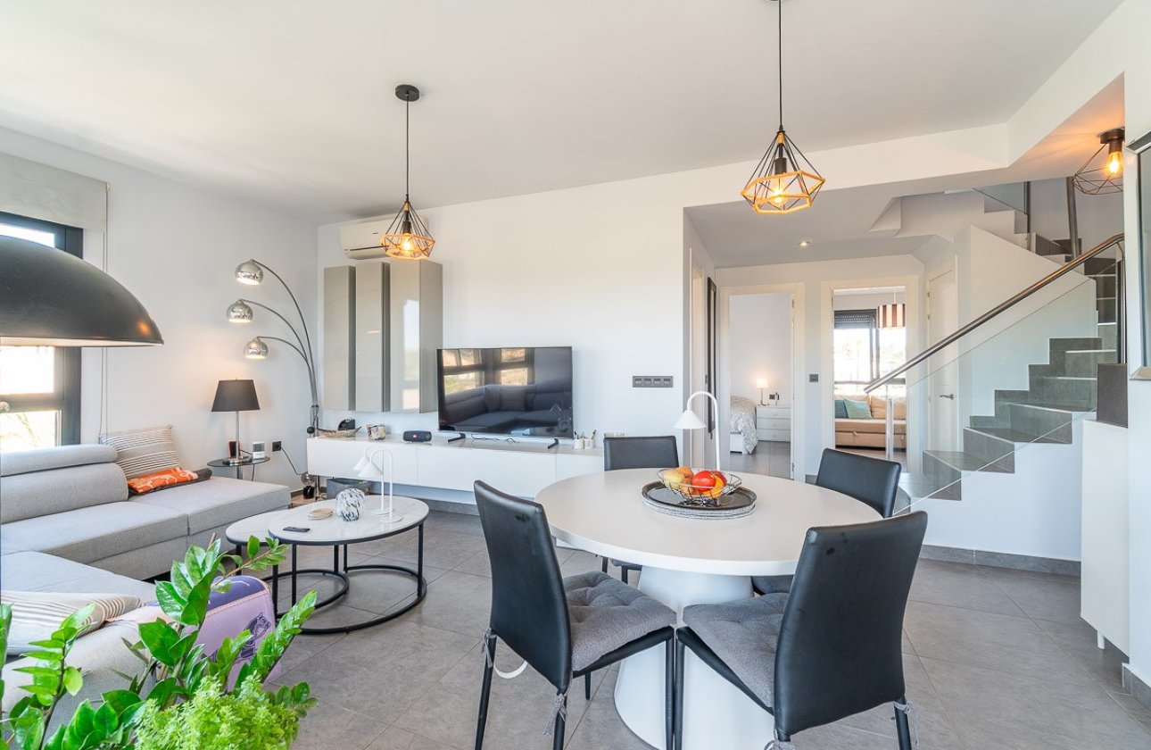 Revente - Penthouse -
Villamartin - Costa Blanca
