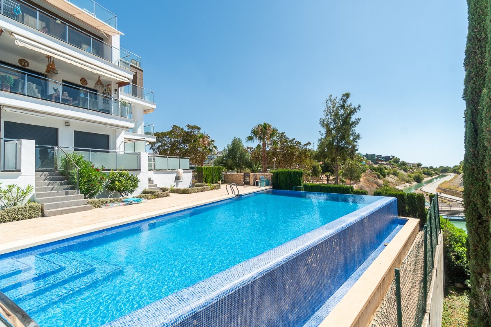 Revente - Penthouse -
Villamartin - Costa Blanca