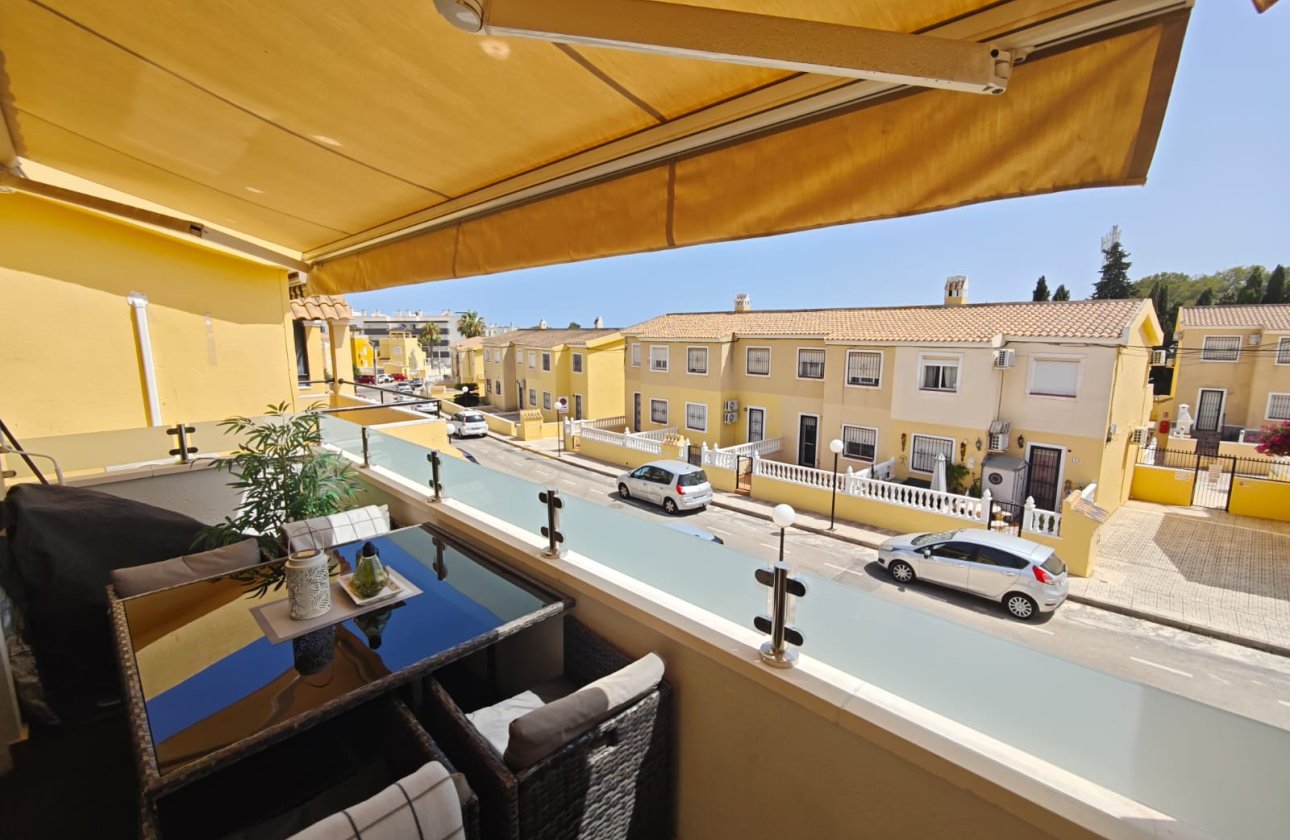 Revente - Penthouse -
Villamartin - Costa Blanca