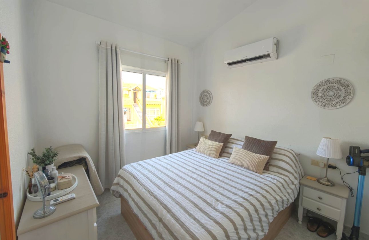Revente - Penthouse -
Villamartin - Costa Blanca