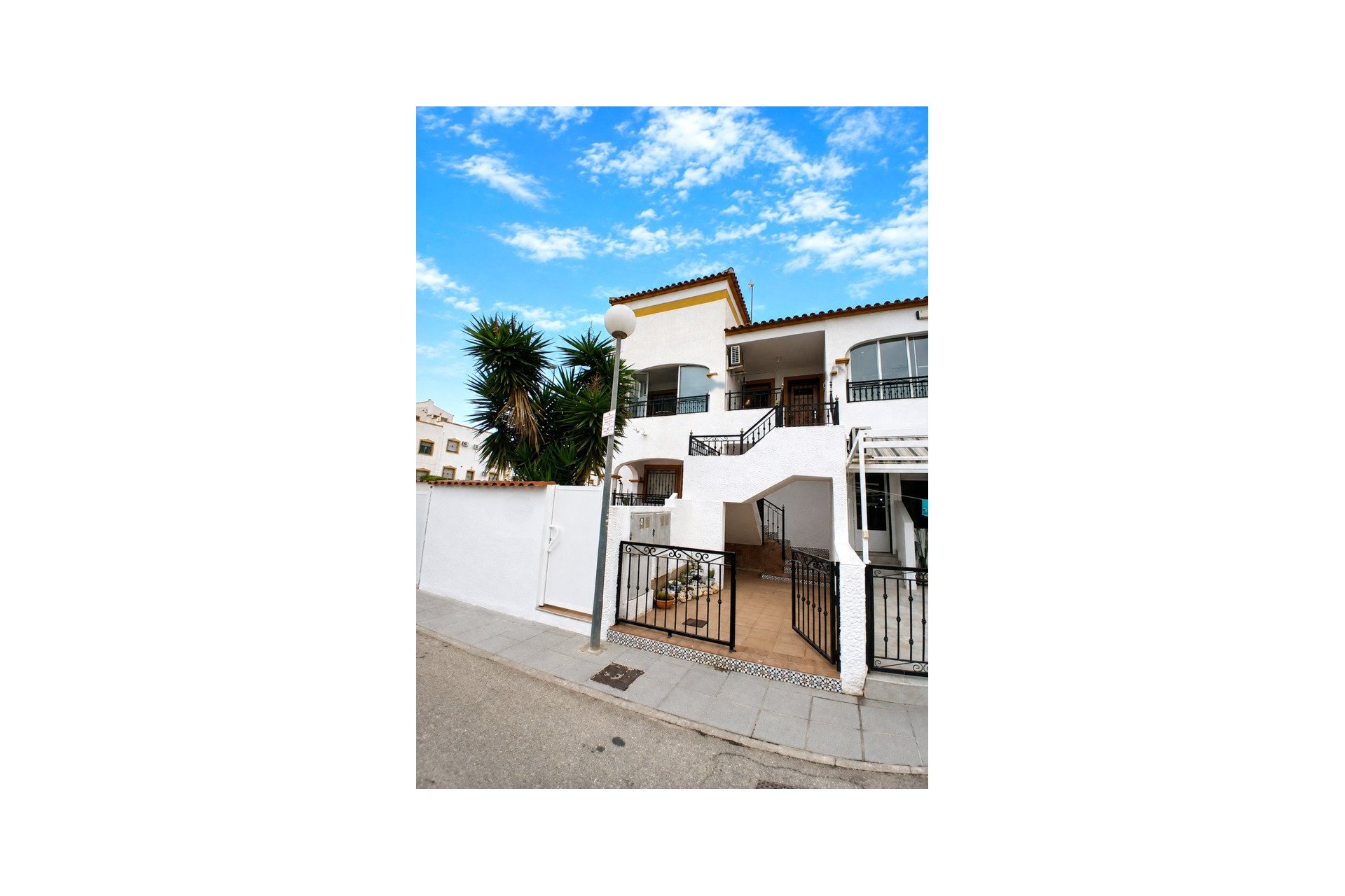 Revente - Penthouse -
Vistabella Golf Entre Naranjos - Inland
