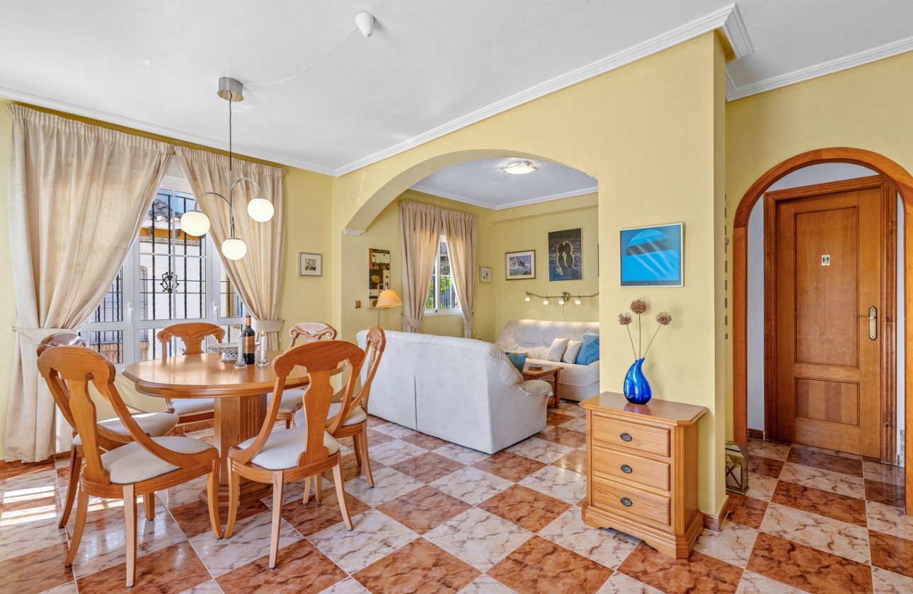 Revente - Quad House -
Cabo Roig - Costa Blanca