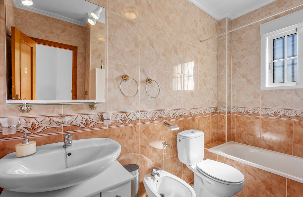 Revente - Quad House -
Cabo Roig - Costa Blanca