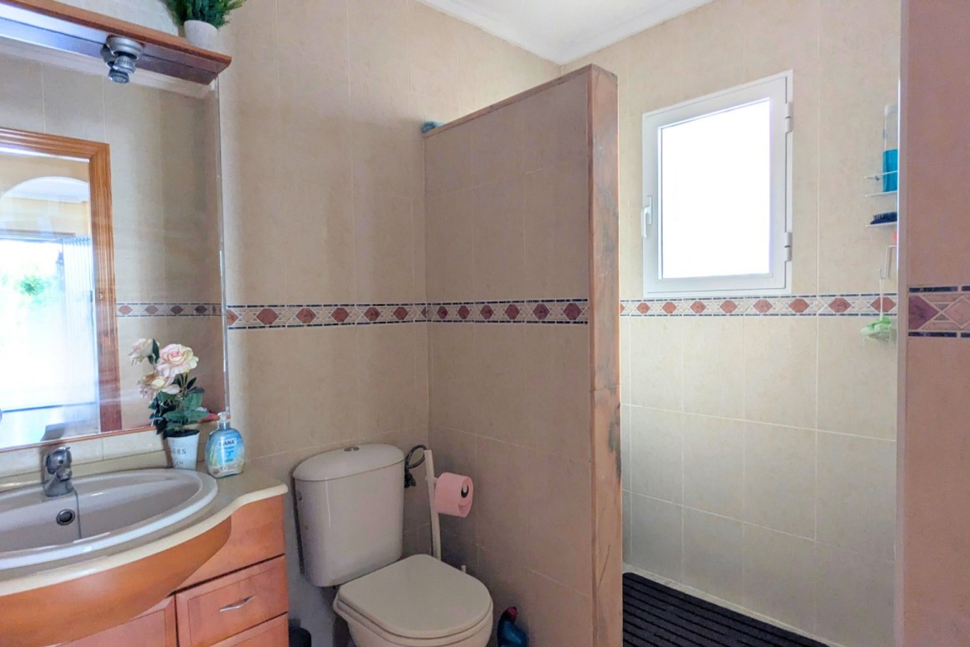 Revente - Quad House -
Lo Crispin - Inland