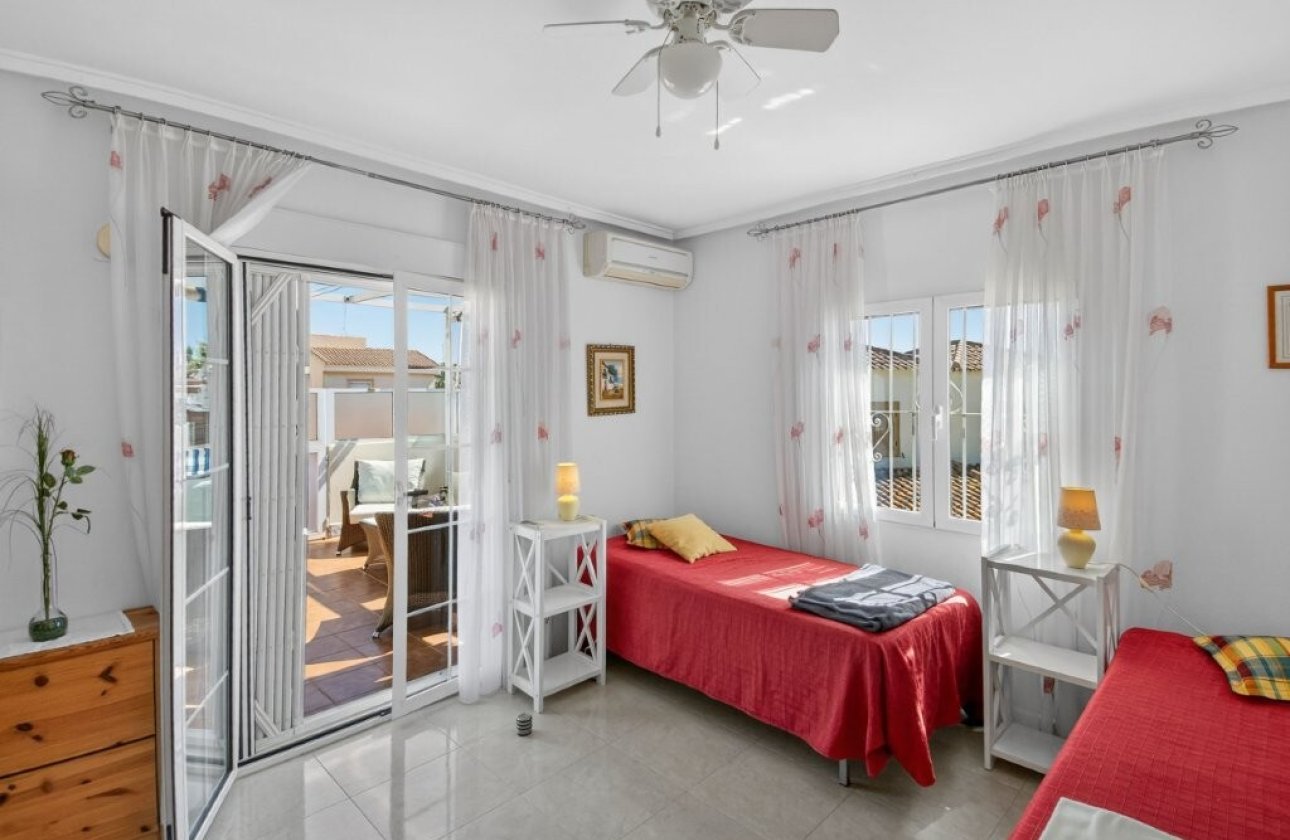 Revente - Quad House -
Playa Flamenca - Serena III