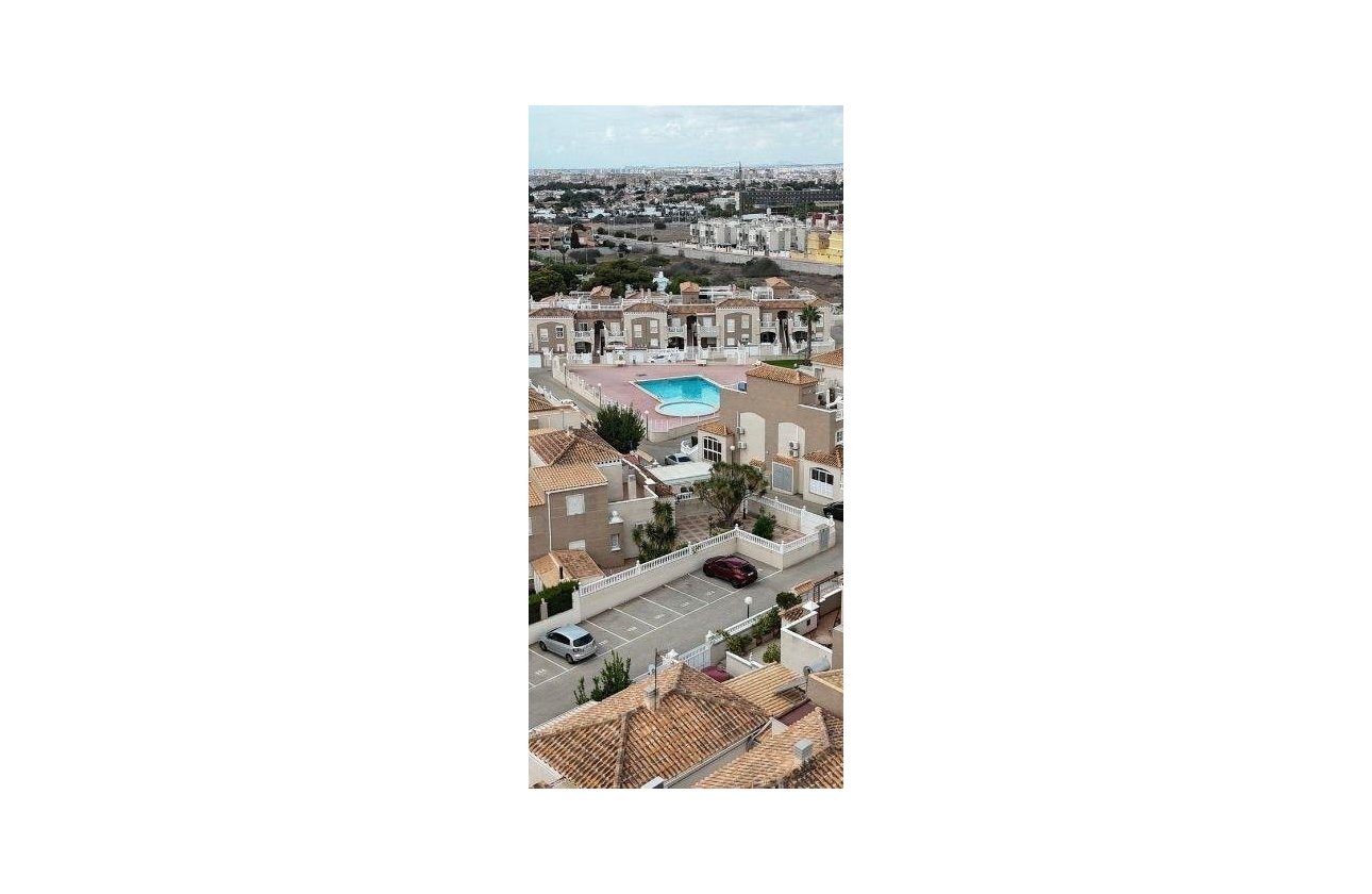 Revente - Quad House -
Torrevieja - Aguas Nuevas