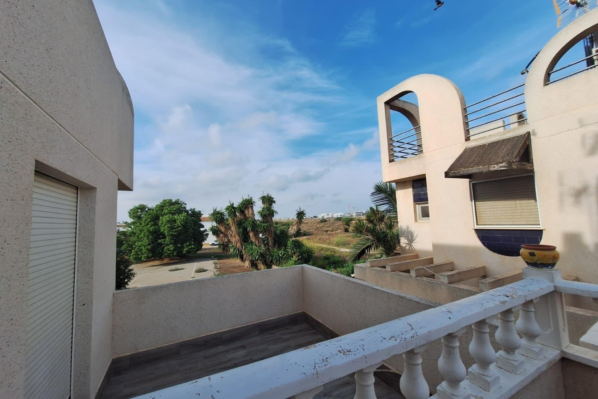Revente - Quad House -
Torrevieja - Carrefour