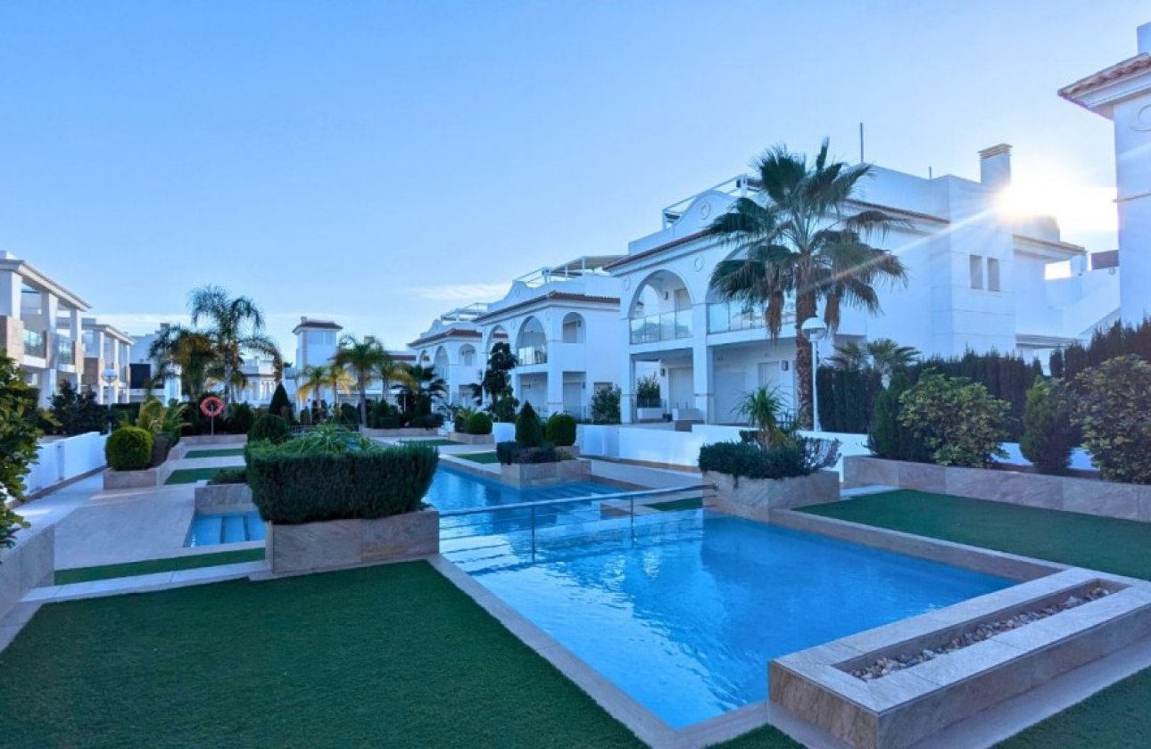 Revente - Semi Detached -
Ciudad Quesada - Costa Blanca