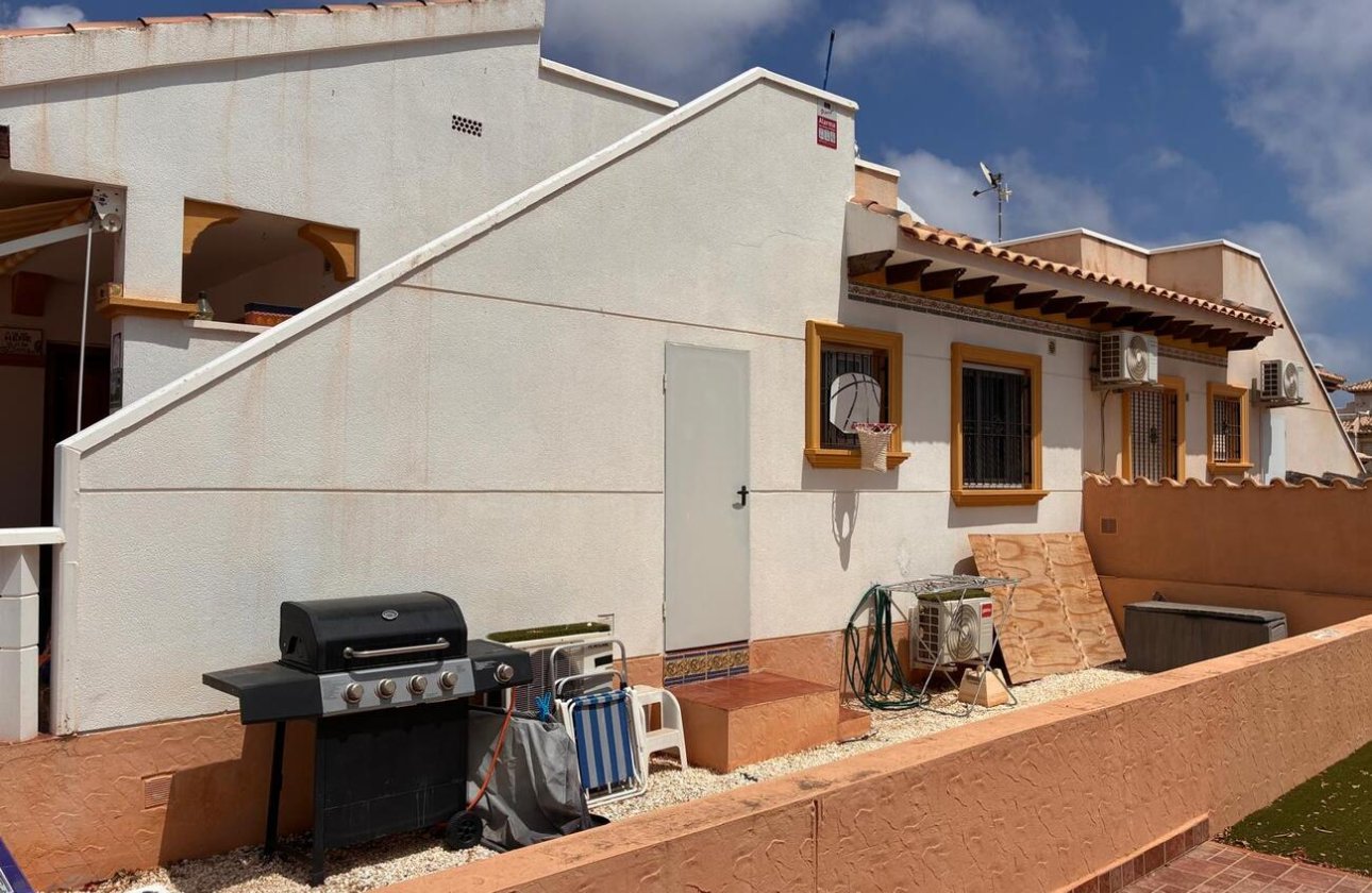Revente - Semi Detached -
Lomas de Caboroig - Costa Blanca