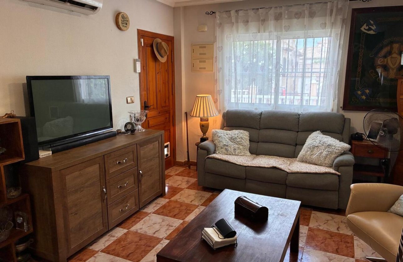 Revente - Semi Detached -
Lomas de Caboroig - Costa Blanca