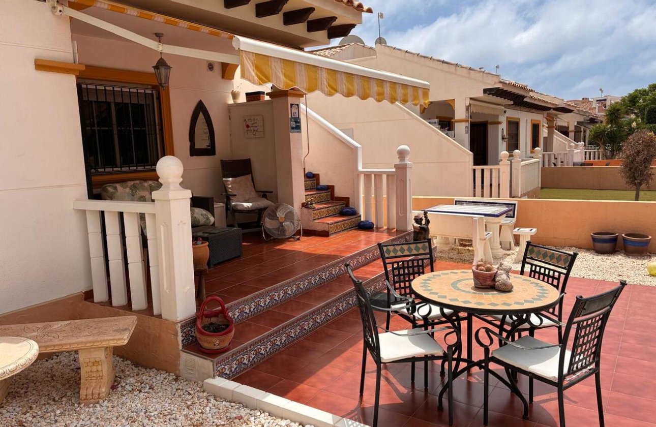 Revente - Semi Detached -
Lomas de Caboroig - Costa Blanca