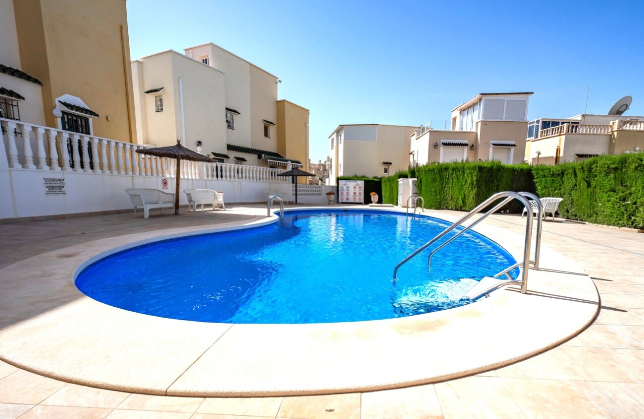 Revente - Semi Detached -
Los Altos - Res Valle de los pinos