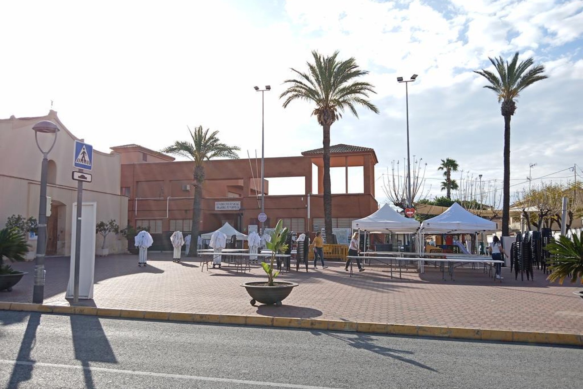 Revente - Semi Detached -
Los Montesinos - PUEBLO CENTRO