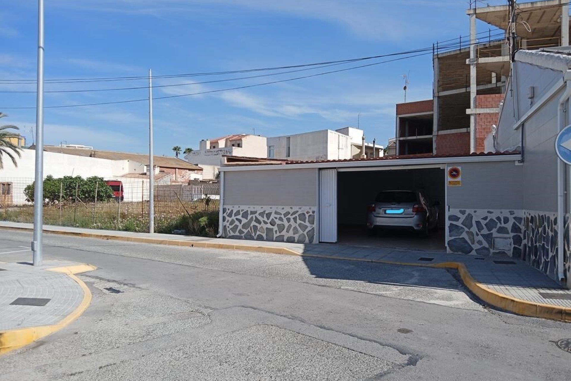 Revente - Semi Detached -
Los Montesinos - PUEBLO CENTRO