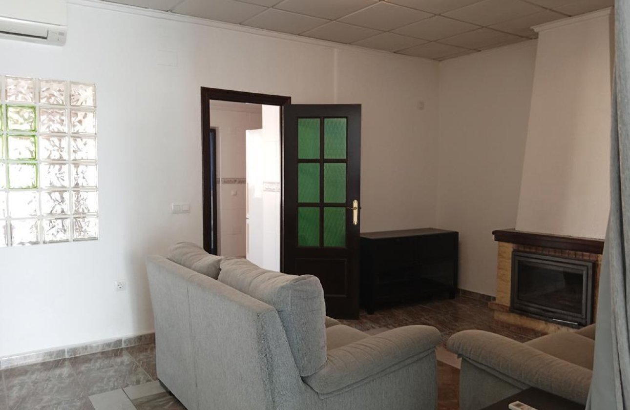 Revente - Semi Detached -
Los Montesinos - PUEBLO CENTRO