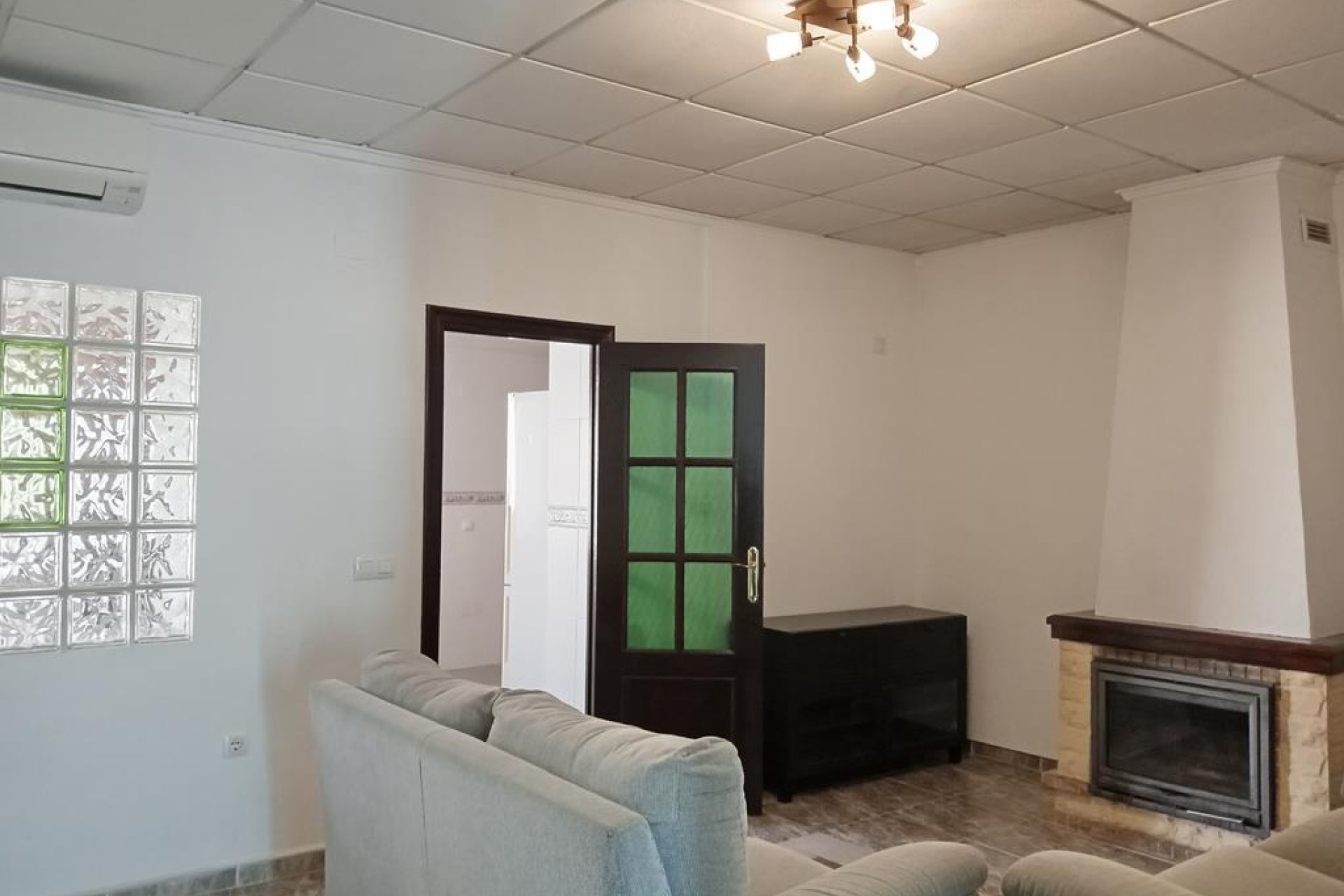 Revente - Semi Detached -
Los Montesinos - PUEBLO CENTRO