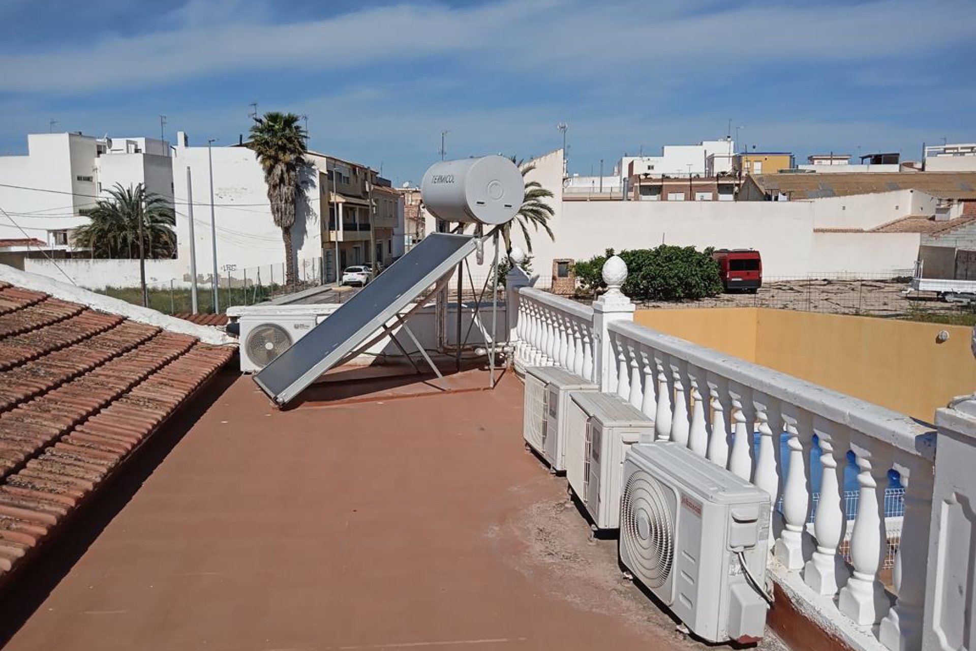 Revente - Semi Detached -
Los Montesinos - PUEBLO CENTRO