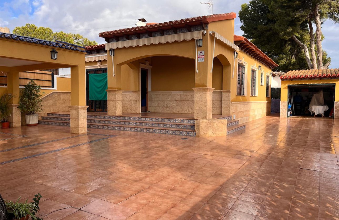 Revente - Semi Detached -
Orihuela Costa - Costa Blanca